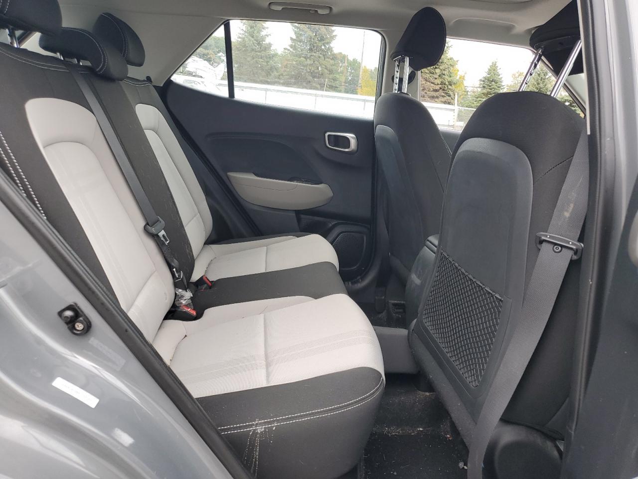 2022 Hyundai Venue Sel VIN: KMHRC8A38NU133123 Lot: 85143485