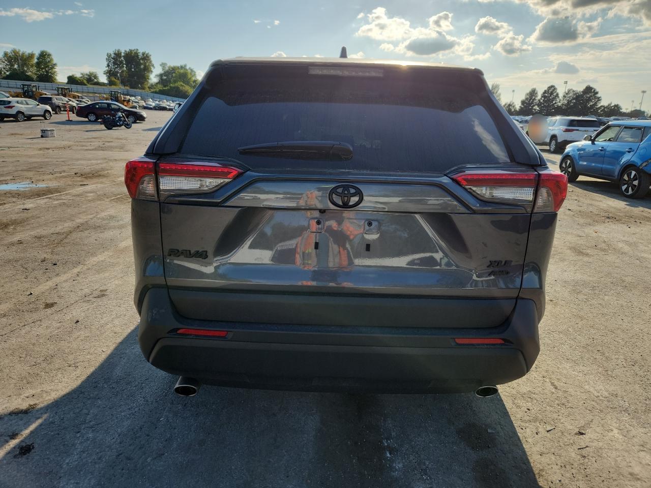 2025 Toyota Rav4 Xle VIN: 2T3P1RFV1SC504754 Lot: 94737415