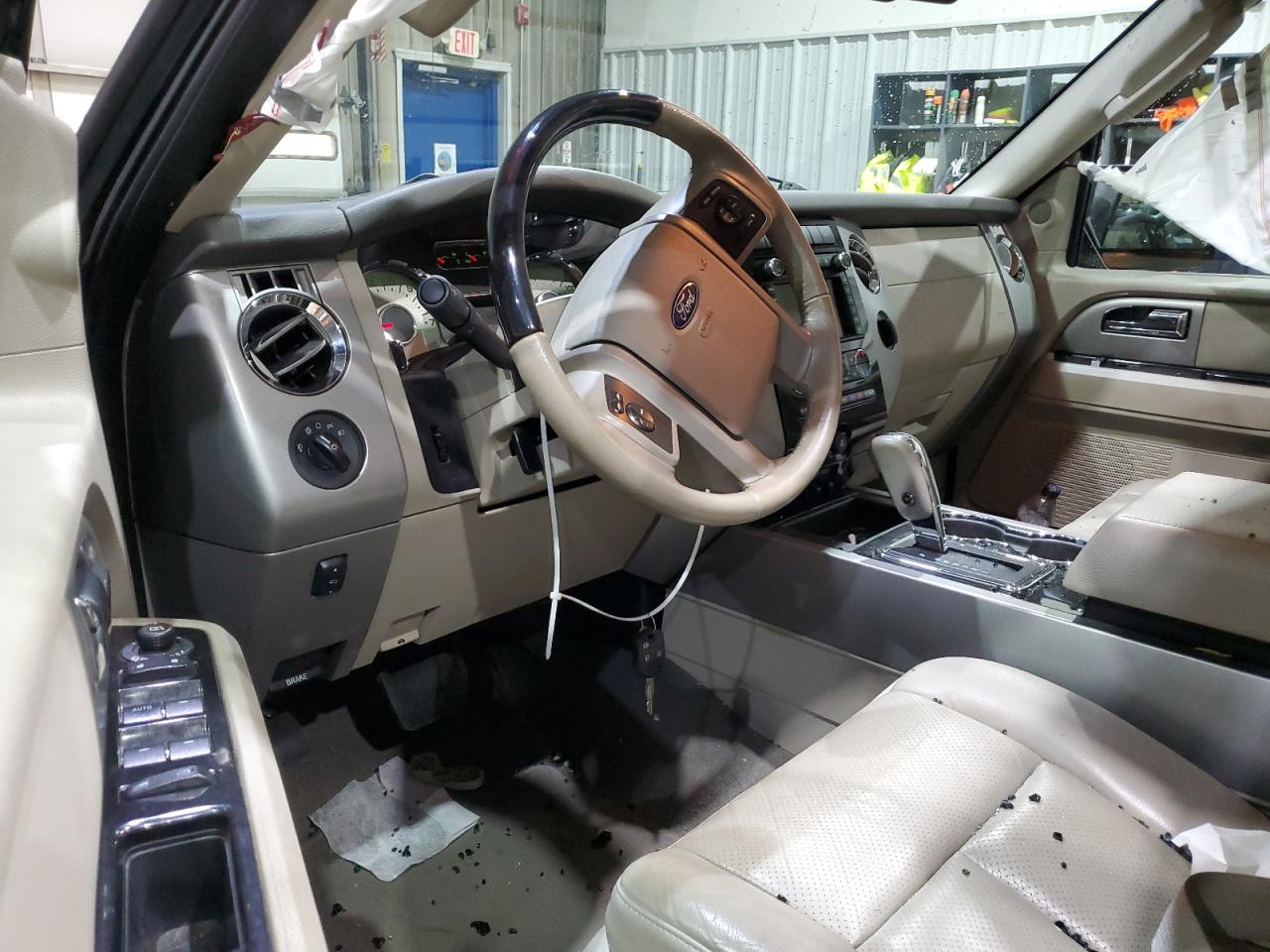 2014 Ford Expedition Limited VIN: 1FMJU1K57EEF30298 Lot: 83844245