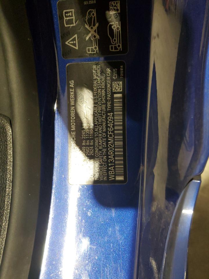 Фото: WBA13AR02MCF64094