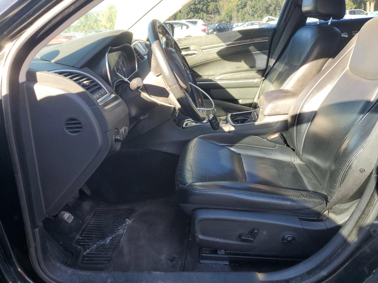 2018 Chrysler 300 Touring VIN: 2C3CCAAG4JH275247 Lot: 90110445