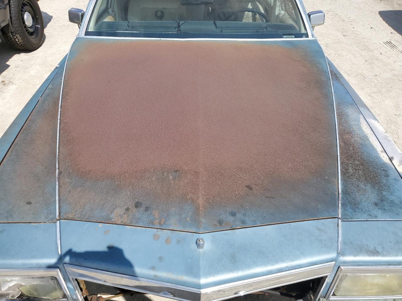 1990 Cadillac Brougham VIN: 1G6DW547XLR707792 Lot: 84542905