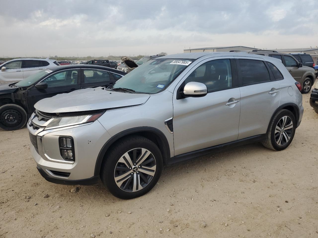 JA4APVAU6MU019126 MITSUBISHI OUTLANDER Photo 1