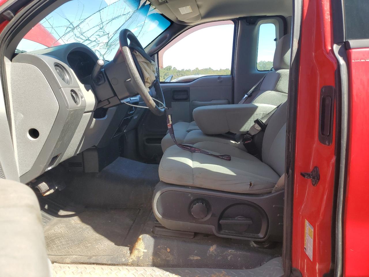 2006 Ford F150 VIN: 1FTRF12246NA38093 Lot: 84597255