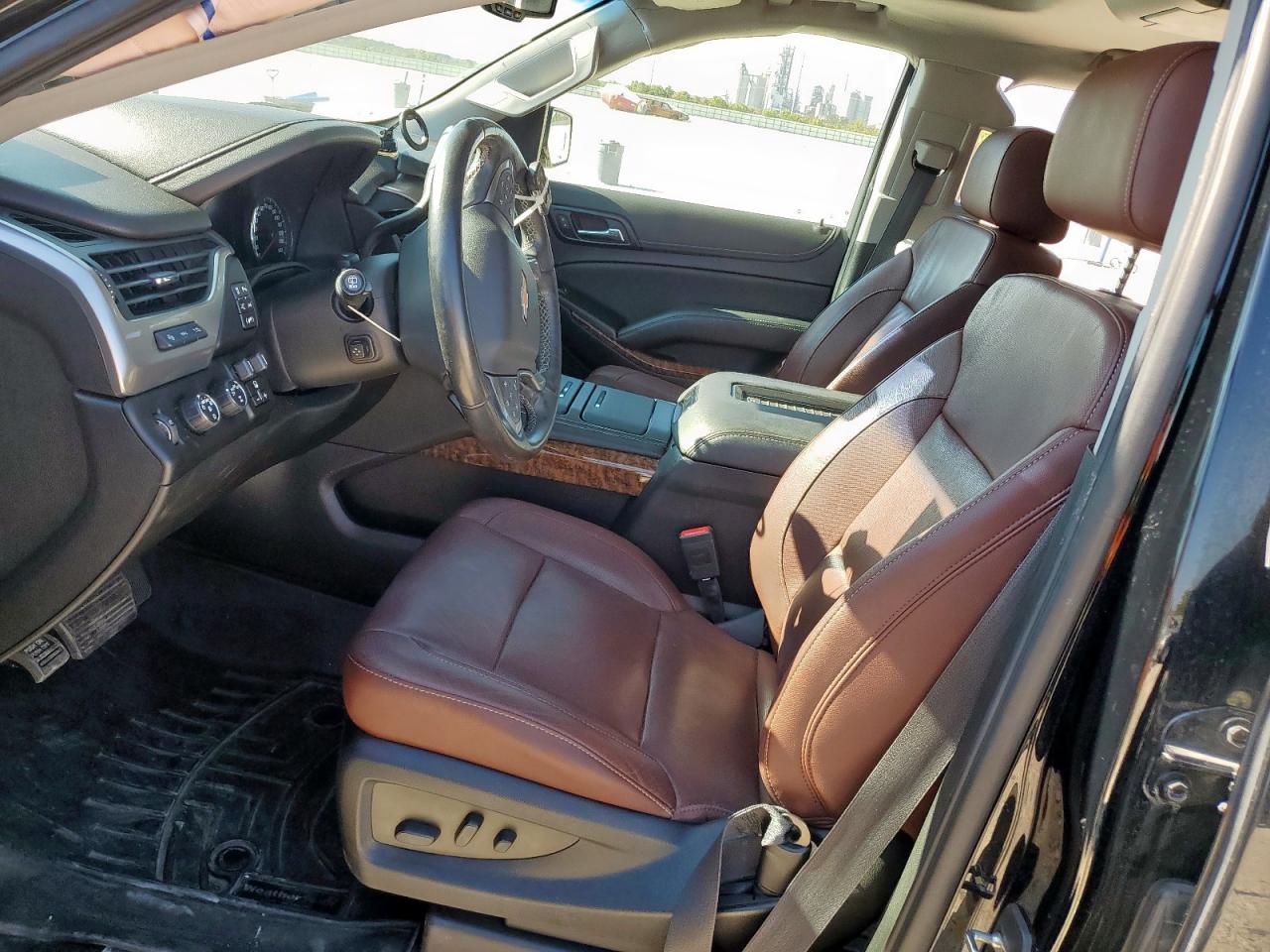 2019 Chevrolet Suburban K1500 Premier VIN: 1GNSKJKJ3KR184886 Lot: 85908355