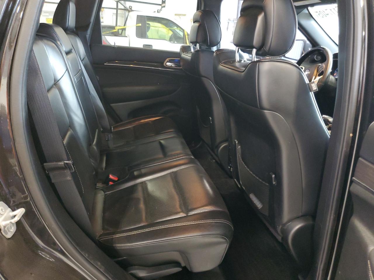 2015 Jeep Grand Cherokee Overland VIN: 1C4RJFCM4FC716655 Lot: 86117405