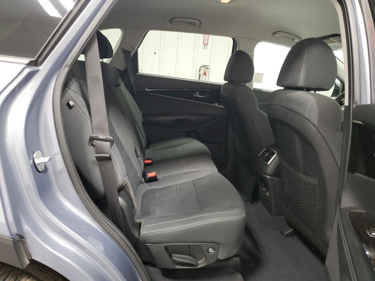 2020 Kia Sorento L VIN: 5XYPG4A39LG624095 Lot: 86153585