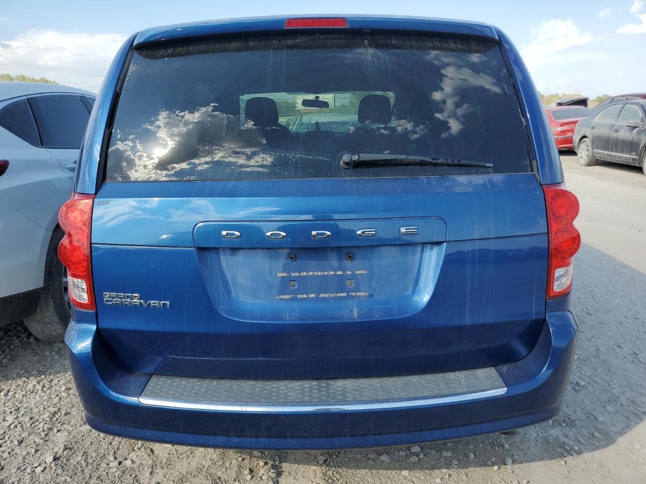 2011 Dodge Grand Caravan Express VIN: 2D4RN4DG4BR613581 Lot: 82194115