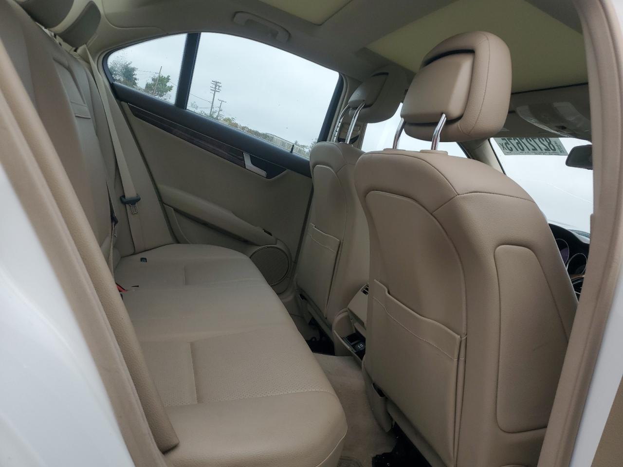 2013 Mercedes-Benz C 250 VIN: WDDGF4HB4DA783002 Lot: 82727675