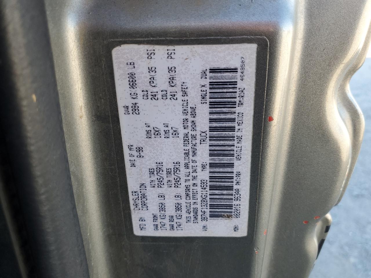 1999 Dodge Ram 1500 VIN: 3B7HF13Z8XG114593 Lot: 82673835