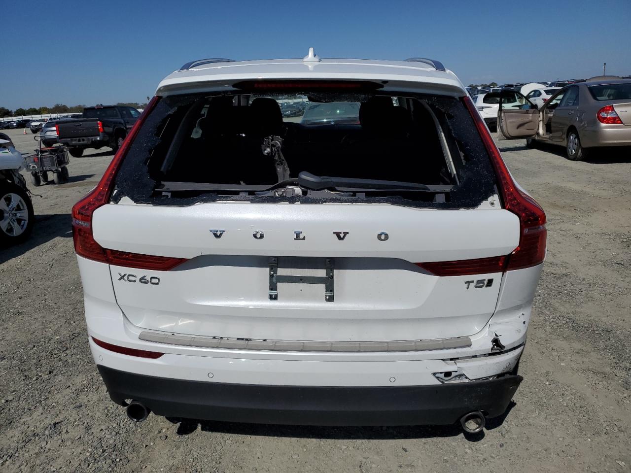 2020 Volvo Xc60 T5 Momentum VIN: YV4102RK8L1421271 Lot: 82360085