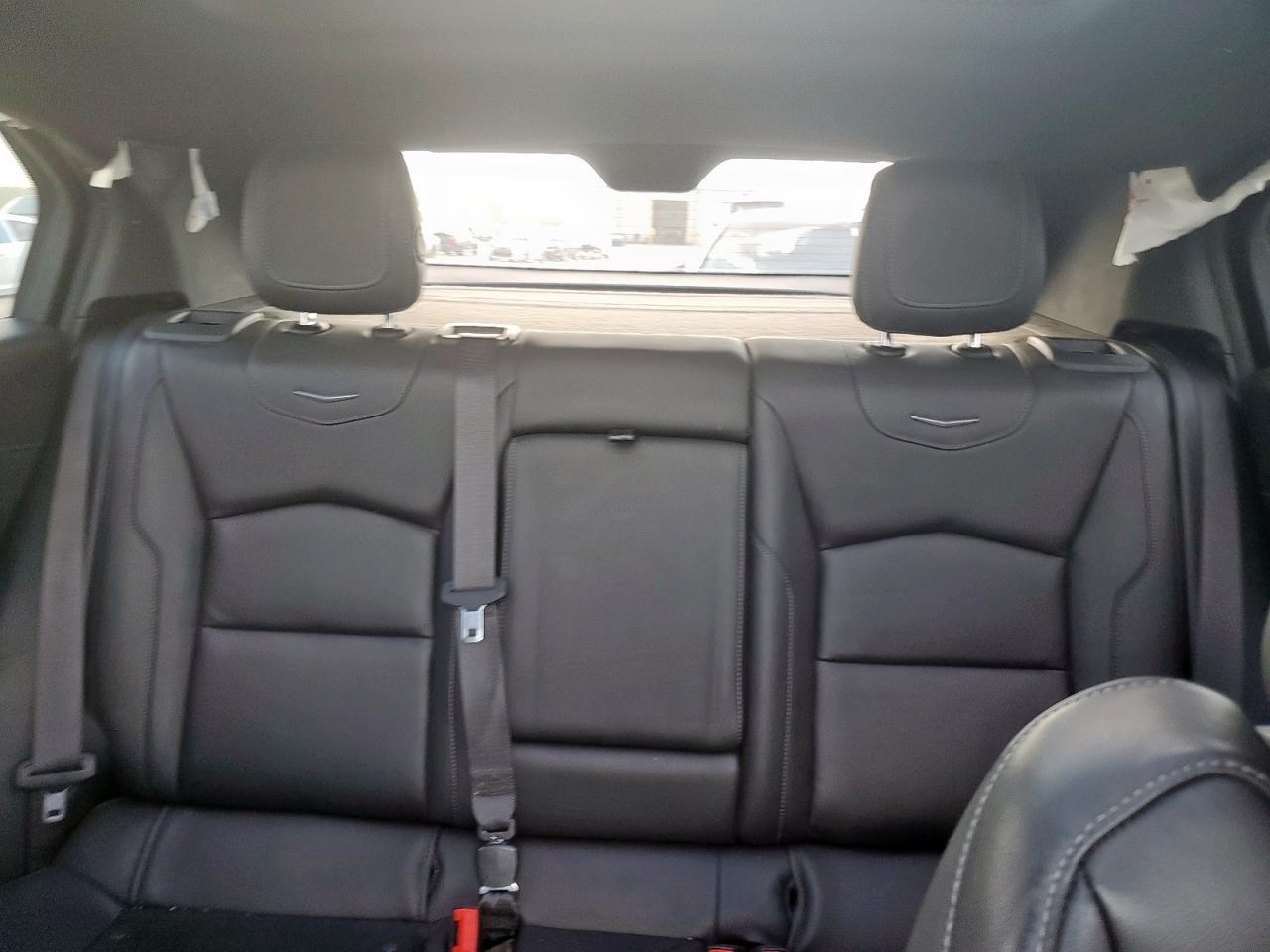 2022 Cadillac Xt4 Premium Luxury VIN: 1GYFZCR40NF105398 Lot: 85189695