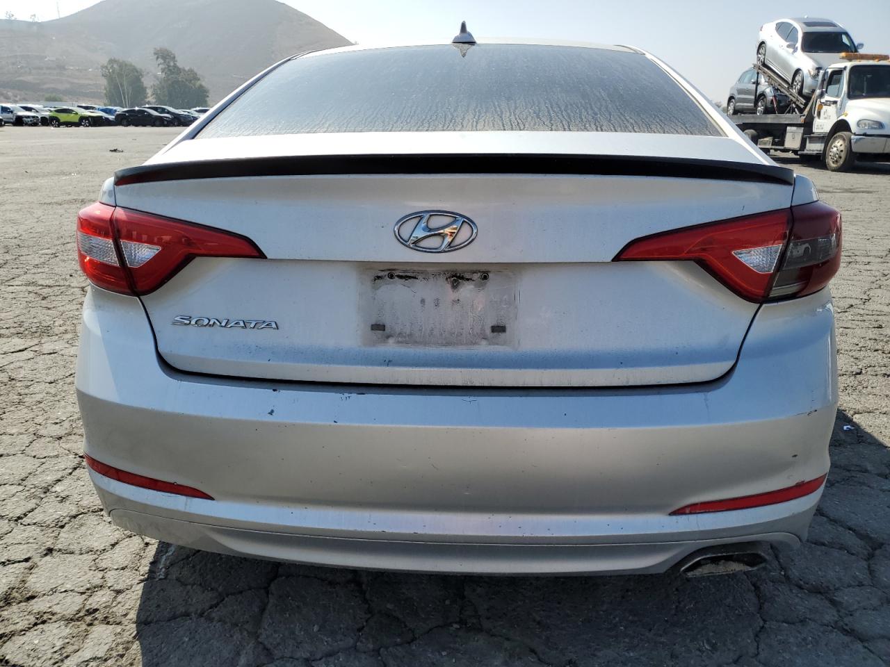 2015 Hyundai Sonata Se VIN: 5NPE24AF5FH156055 Lot: 82364145