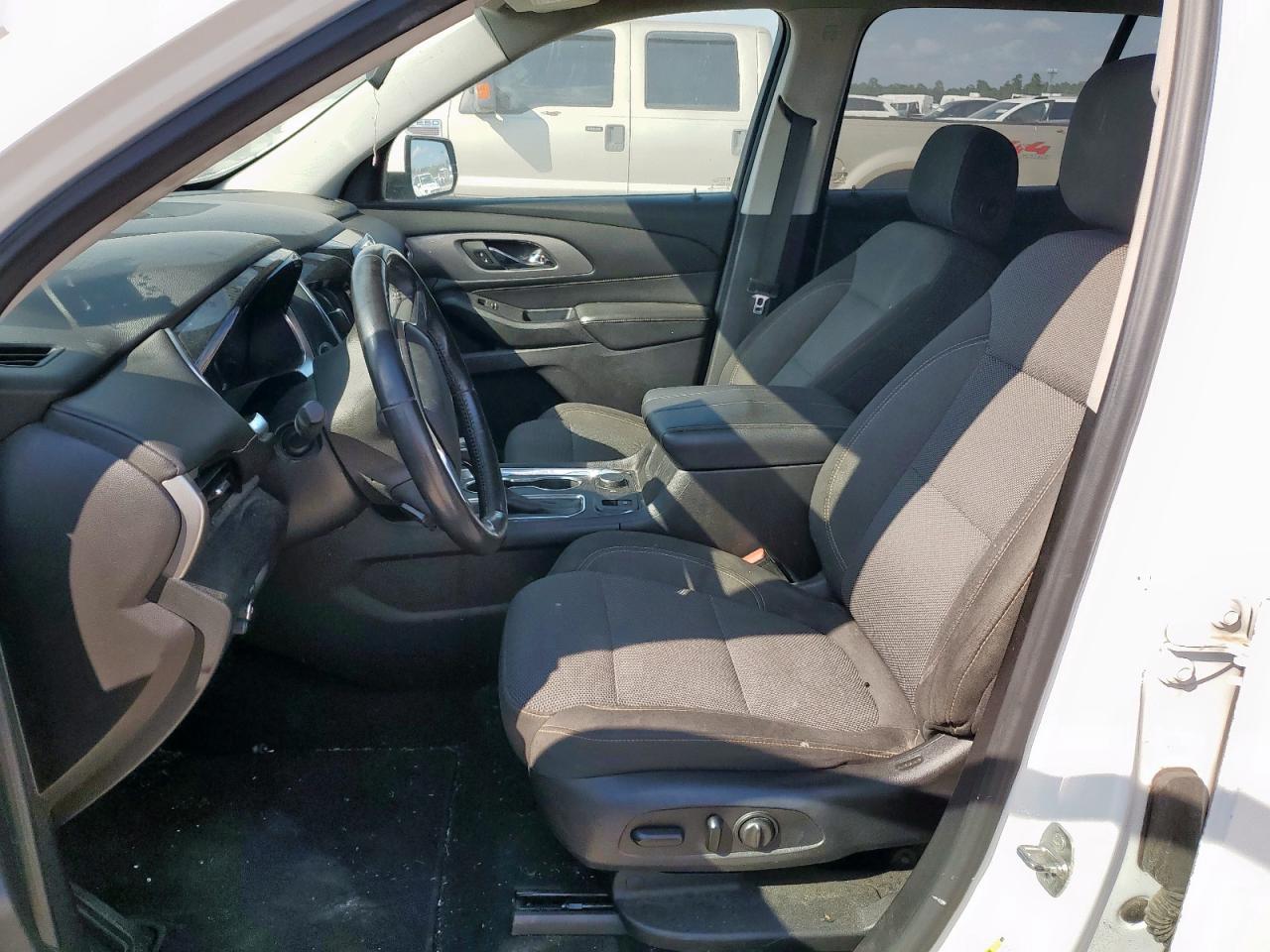 2018 Chevrolet Traverse Lt VIN: 1GNERGKW6JJ160165 Lot: 85185565