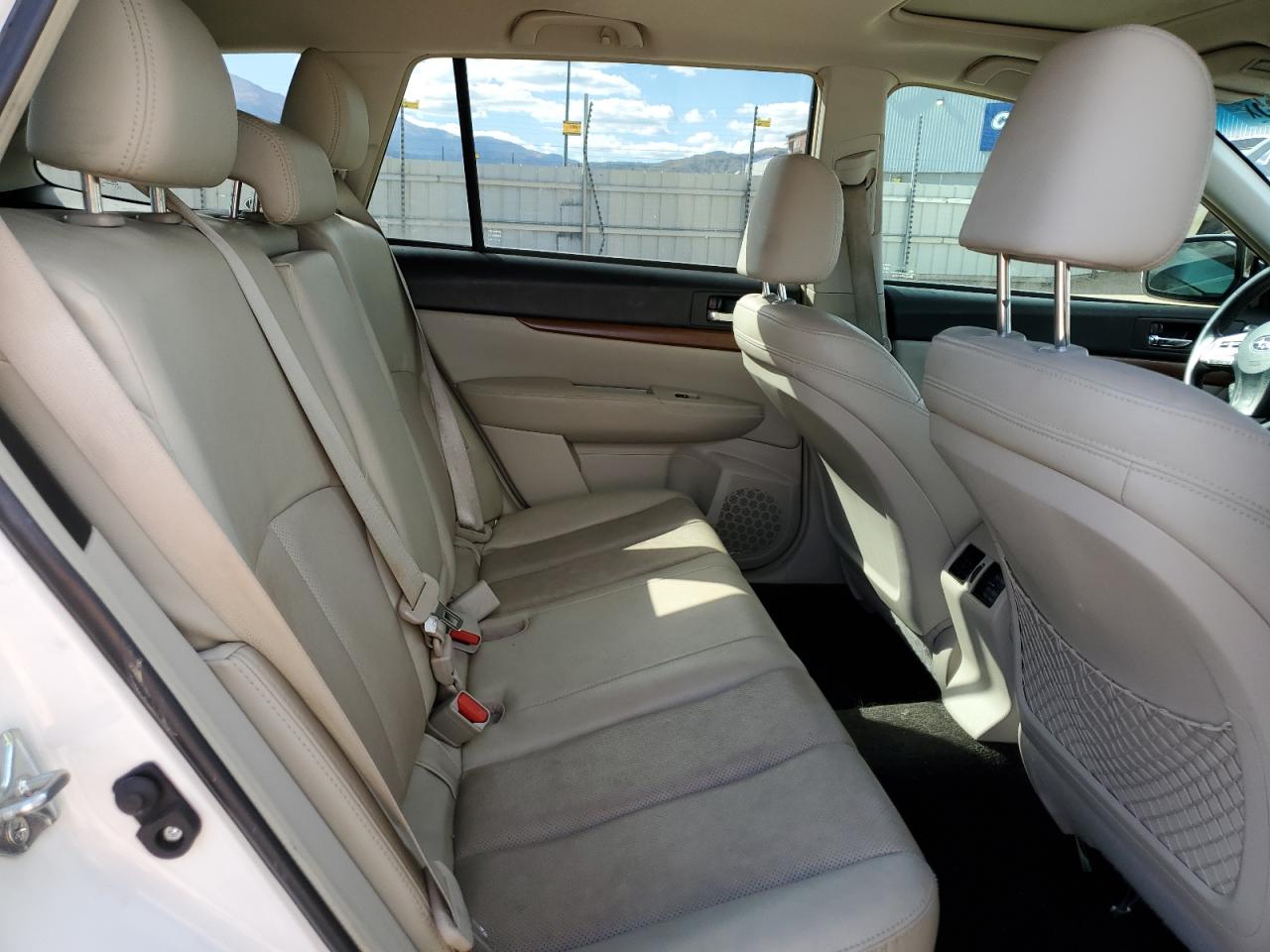 2014 Subaru Outback 2.5I Limited VIN: 4S4BRCLC0E3214266 Lot: 84480955