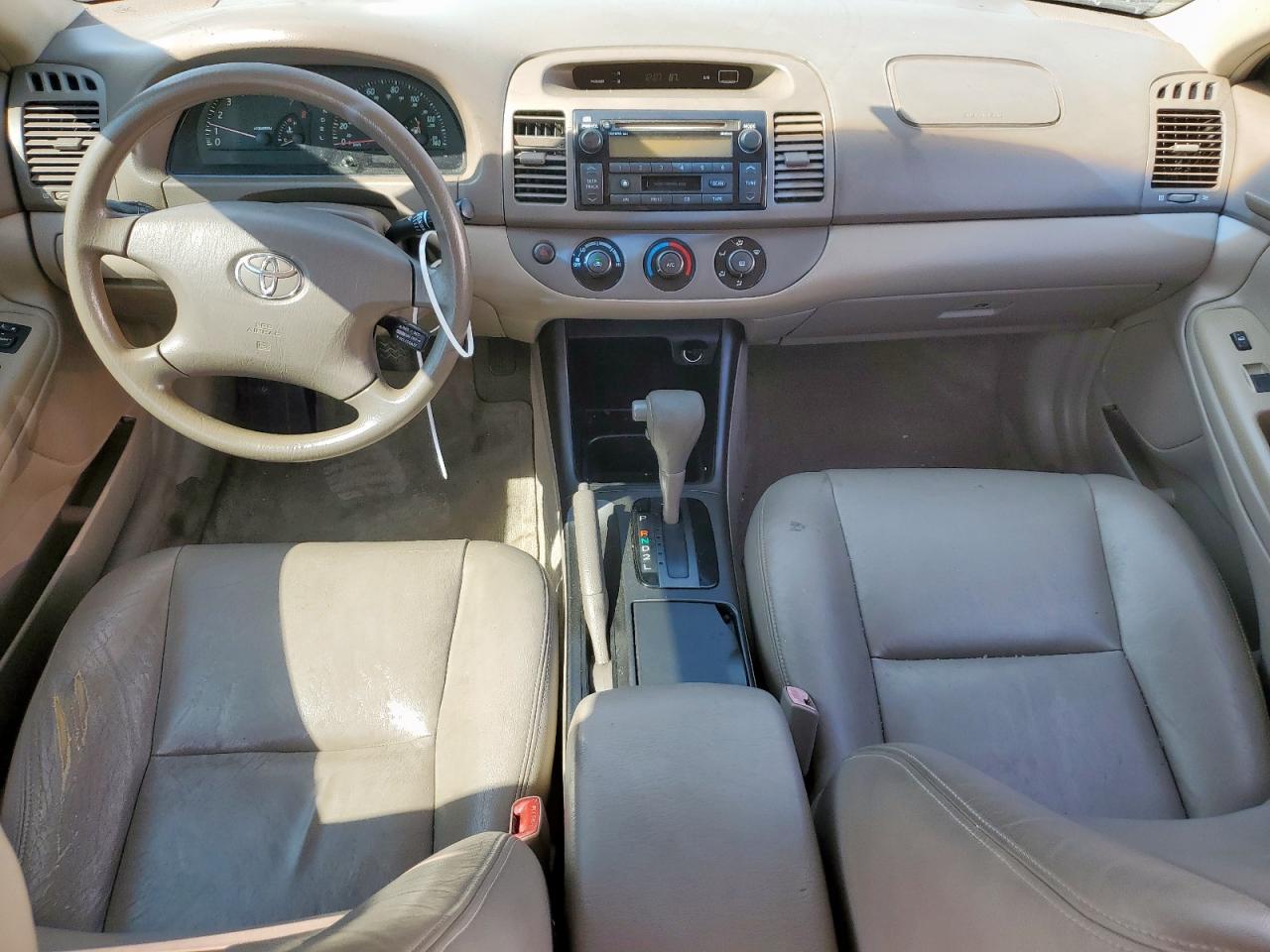 2004 Toyota Camry Le VIN: 4T1BE32K24U330582 Lot: 86099955