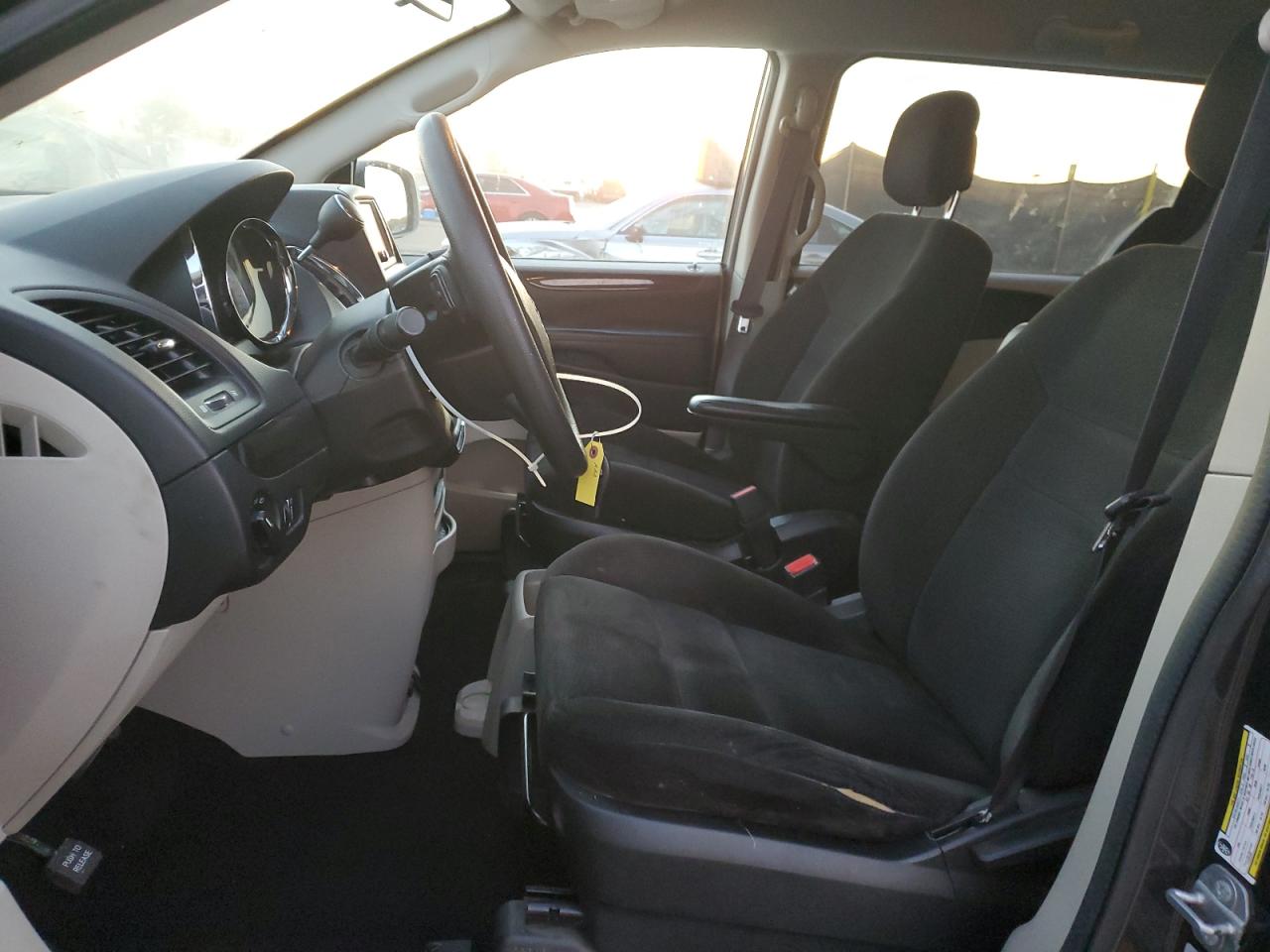 2015 Dodge Grand Caravan Se VIN: 2C4RDGBG3FR558048 Lot: 82311255