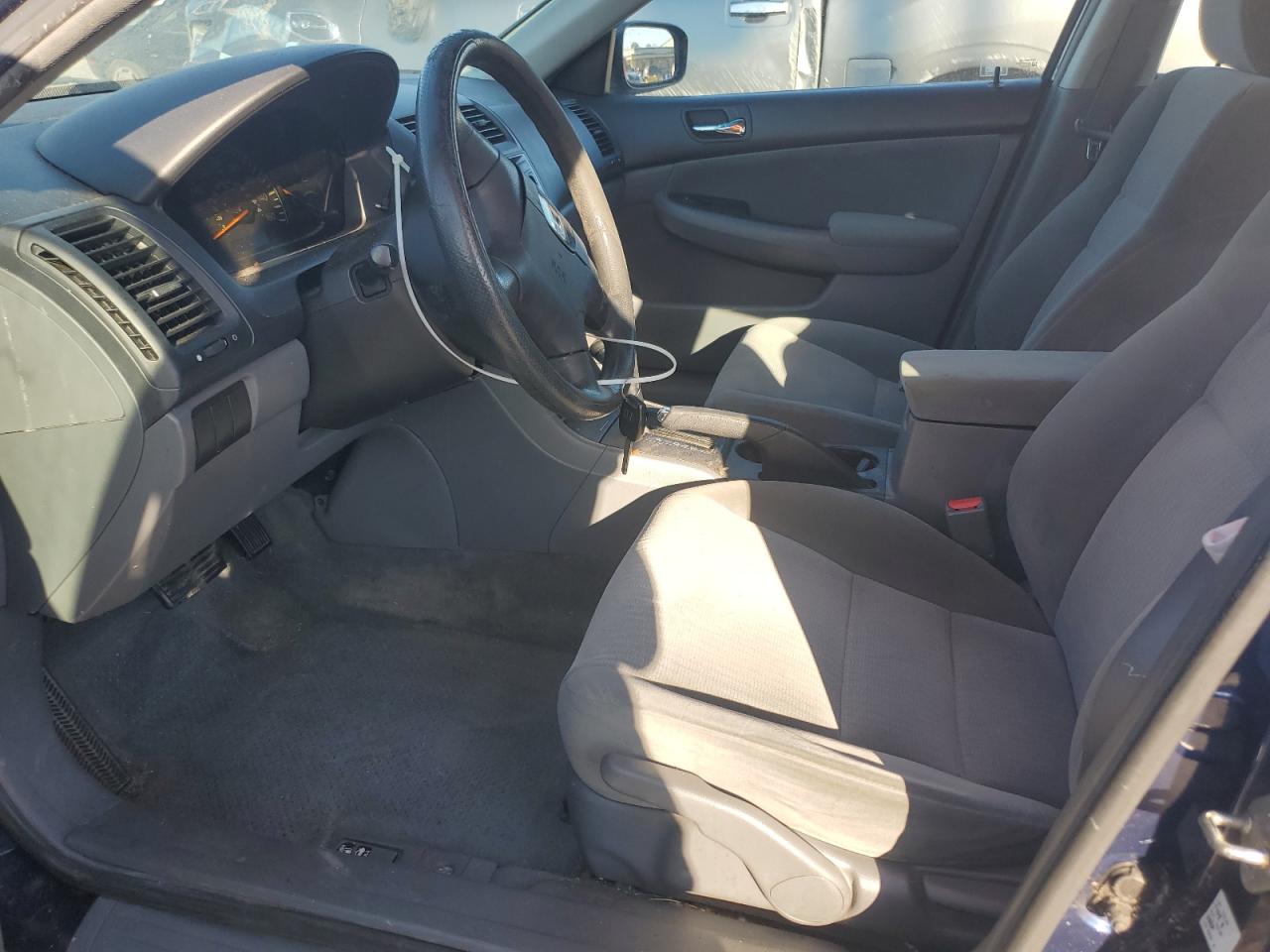 2005 Honda Accord Lx VIN: 1HGCM56445A153587 Lot: 85763245