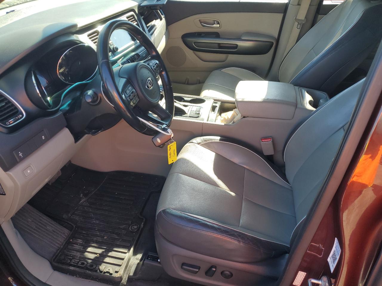 2018 Kia Sedona Lx VIN: KNDMB5C17J6400620 Lot: 85286435