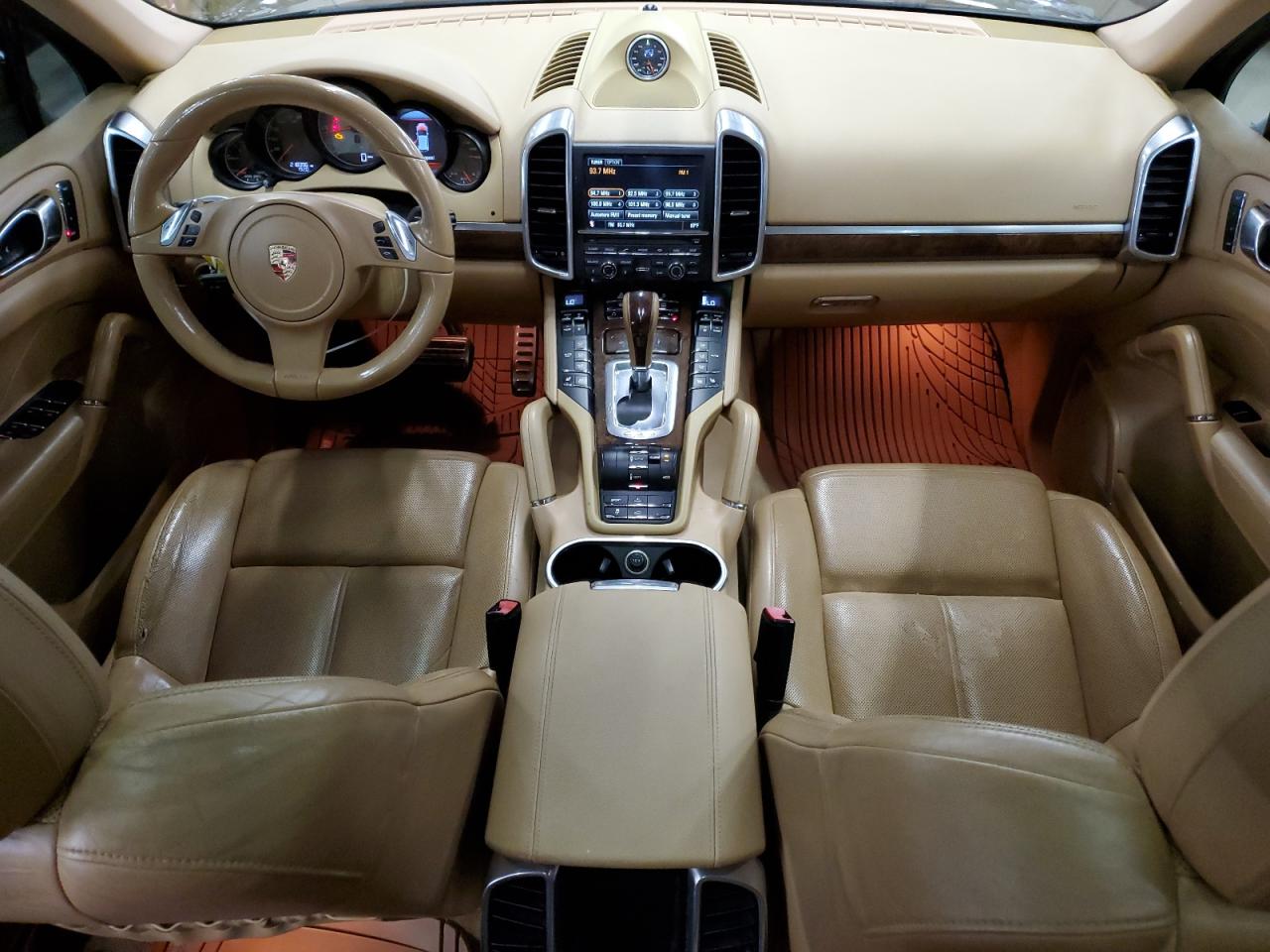 2012 Porsche Cayenne S Hybrid VIN: WP1AE2A25CLA92113 Lot: 87054635