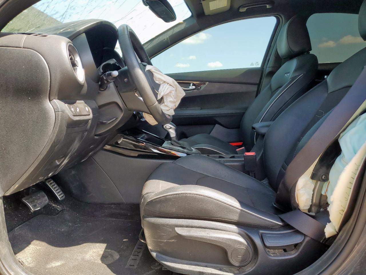 2024 Kia Forte Gt Line VIN: 3KPF54AD4RE759615 Lot: 85854165