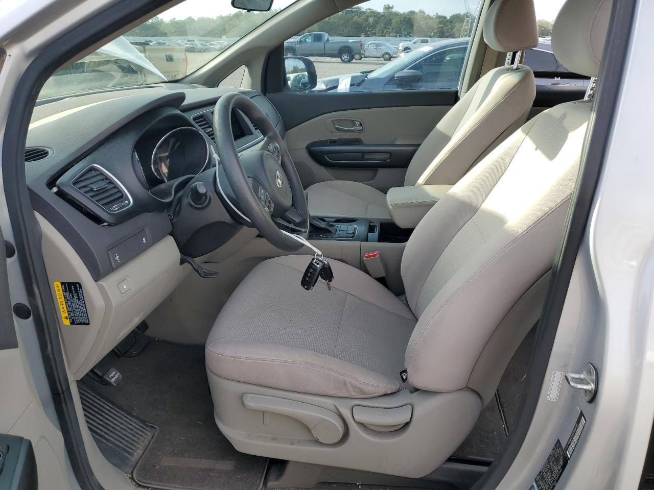 2018 Kia Sedona L VIN: KNDMA5C12J6366945 Lot: 82385345