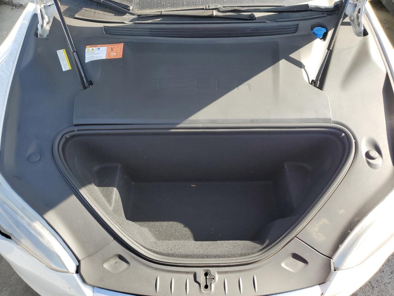 2017 Tesla Model S VIN: 5YJSA1E24HF190663 Lot: 82040635