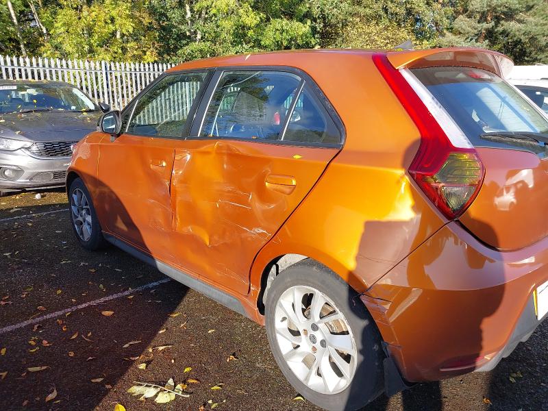 2015 MG MOTOR UK MG3 1.5 VTI-TECH 3FORM SPORT 5DR