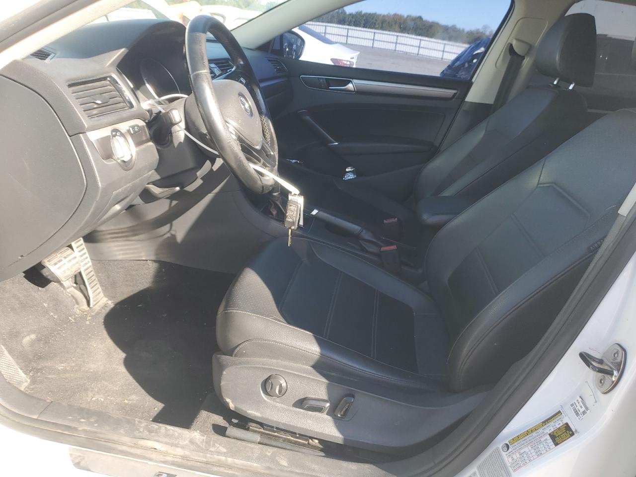 2017 Volkswagen Passat R-Line VIN: 1VWDT7A35HC066500 Lot: 85099845