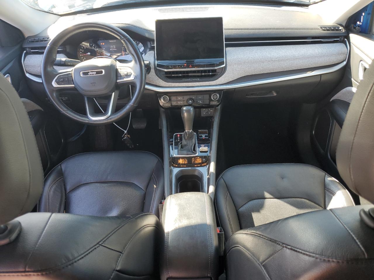 2022 Jeep Compass Latitude Lux VIN: 3C4NJDFB3NT109064 Lot: 85844995