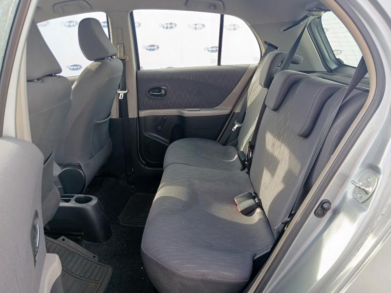 2009 TOYOTA YARIS TR V