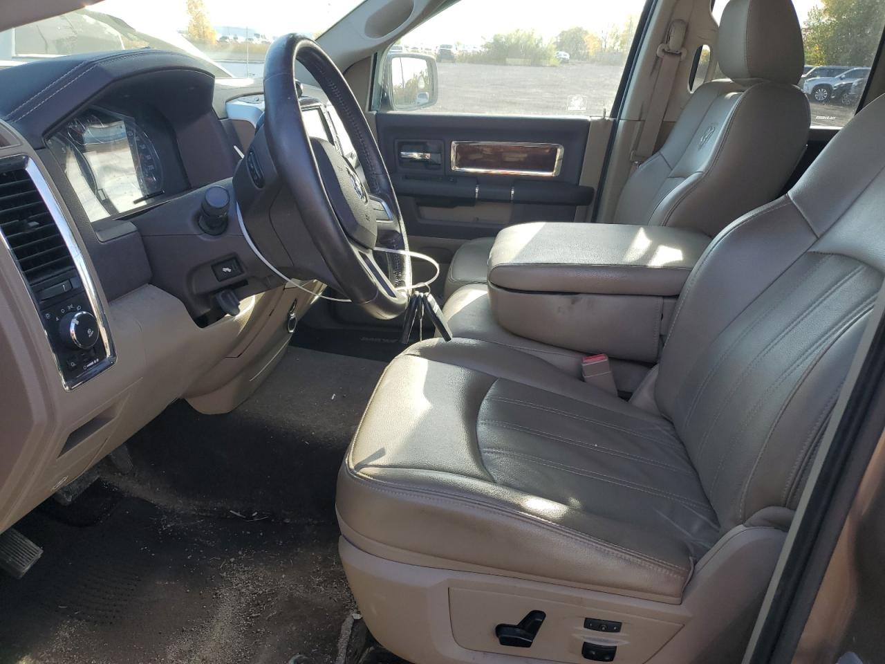 2009 Dodge Ram 1500 VIN: 1D3HV18T89S825303 Lot: 85885925