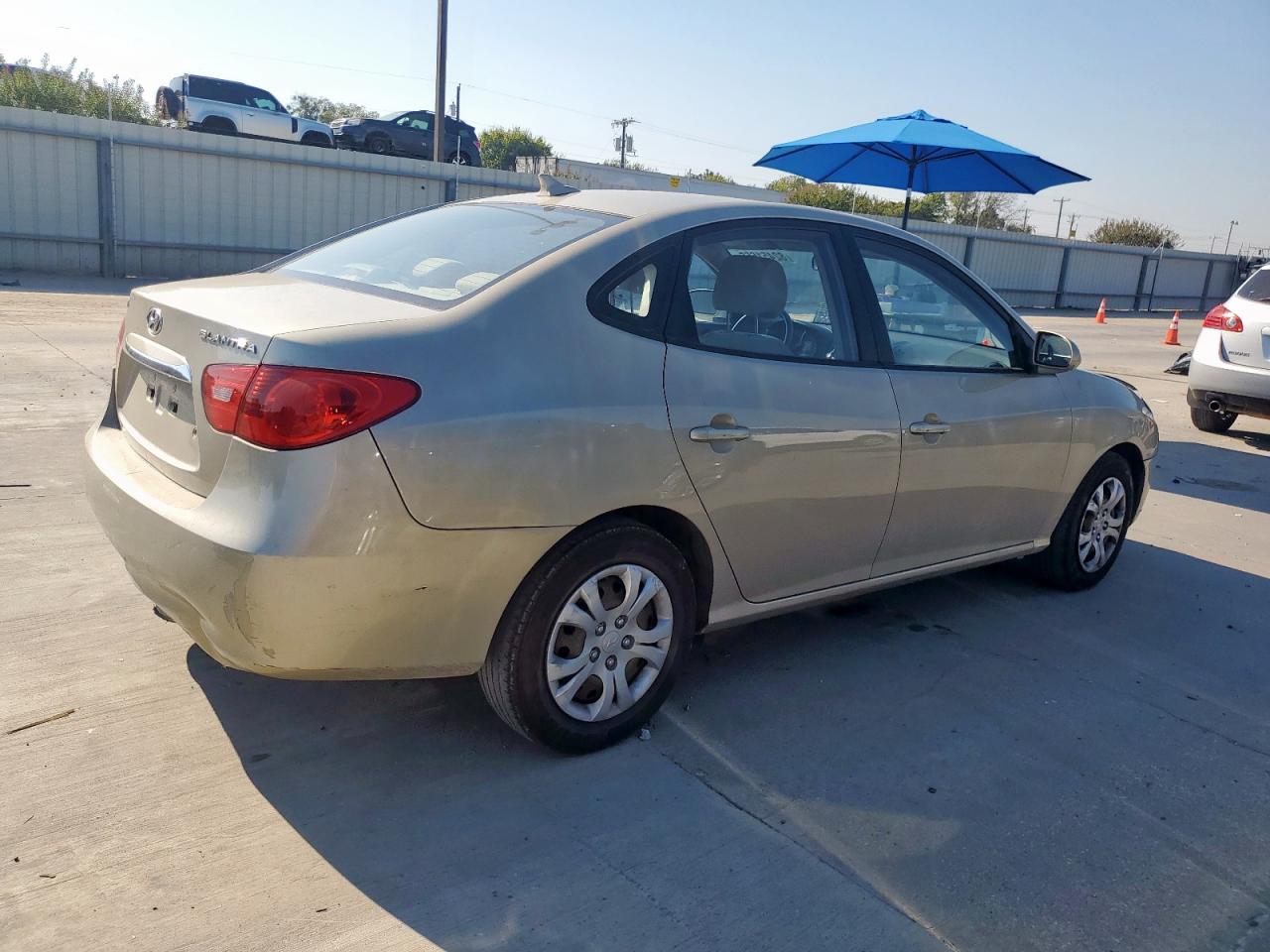 2010 Hyundai Elantra Blue VIN: KMHDU4AD8AU898853 Lot: 82451655