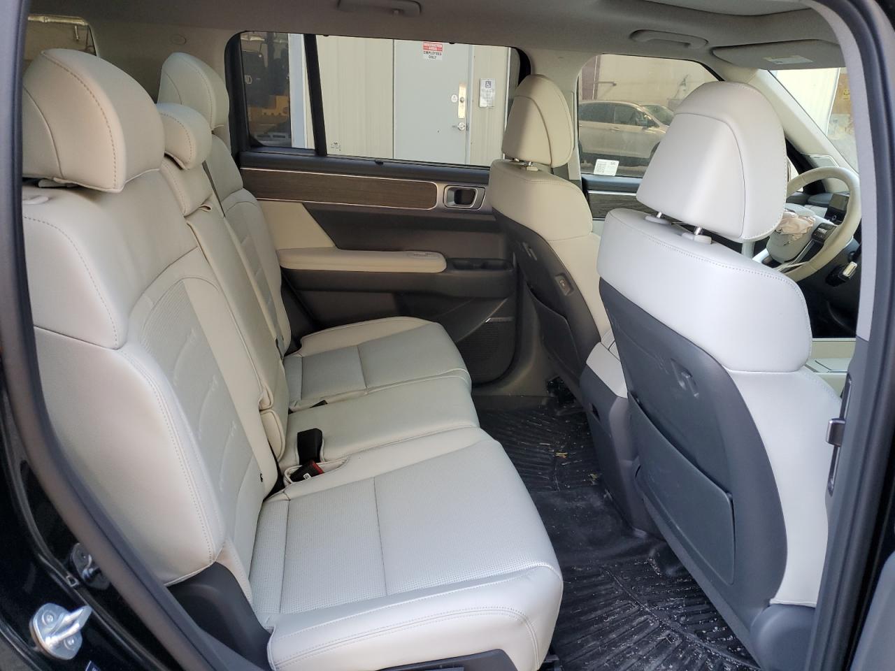 Hyundai Santa Fe VIN: 5NMP3DG10SH02873 Lot: 81920175