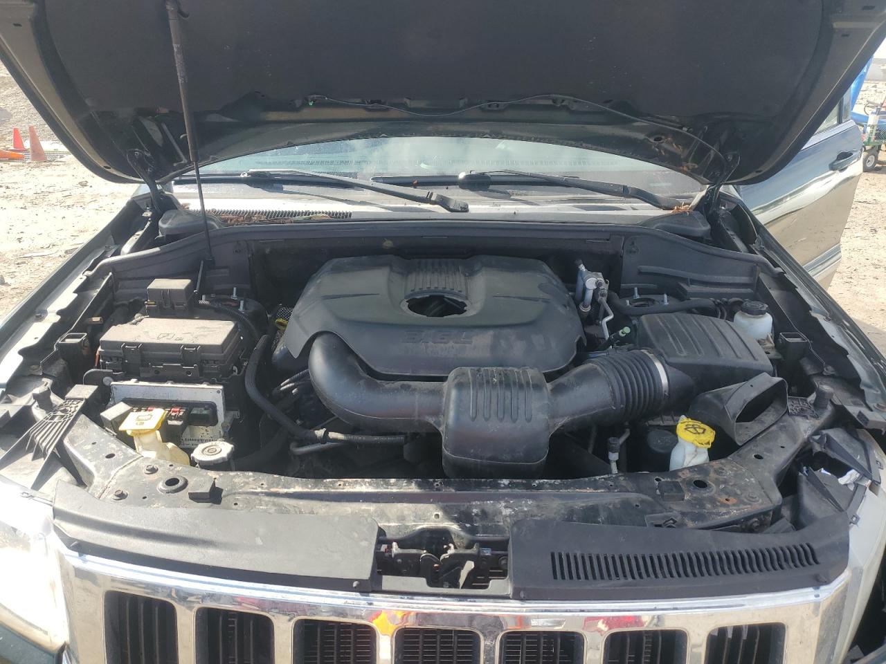 2011 Jeep Grand Cherokee Laredo VIN: 1J4RR4GG3BC597759 Lot: 82294025