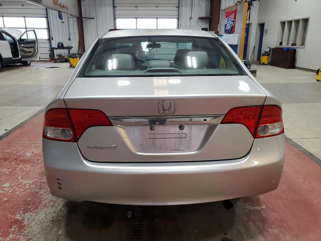 2010 Honda Civic Lx VIN: 2HGFA1F58AH517125 Lot: 86290865