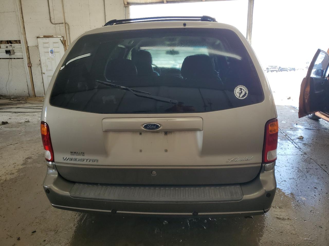 2002 Ford Windstar Limited VIN: 2FMDA58432BB60180 Lot: 85152455