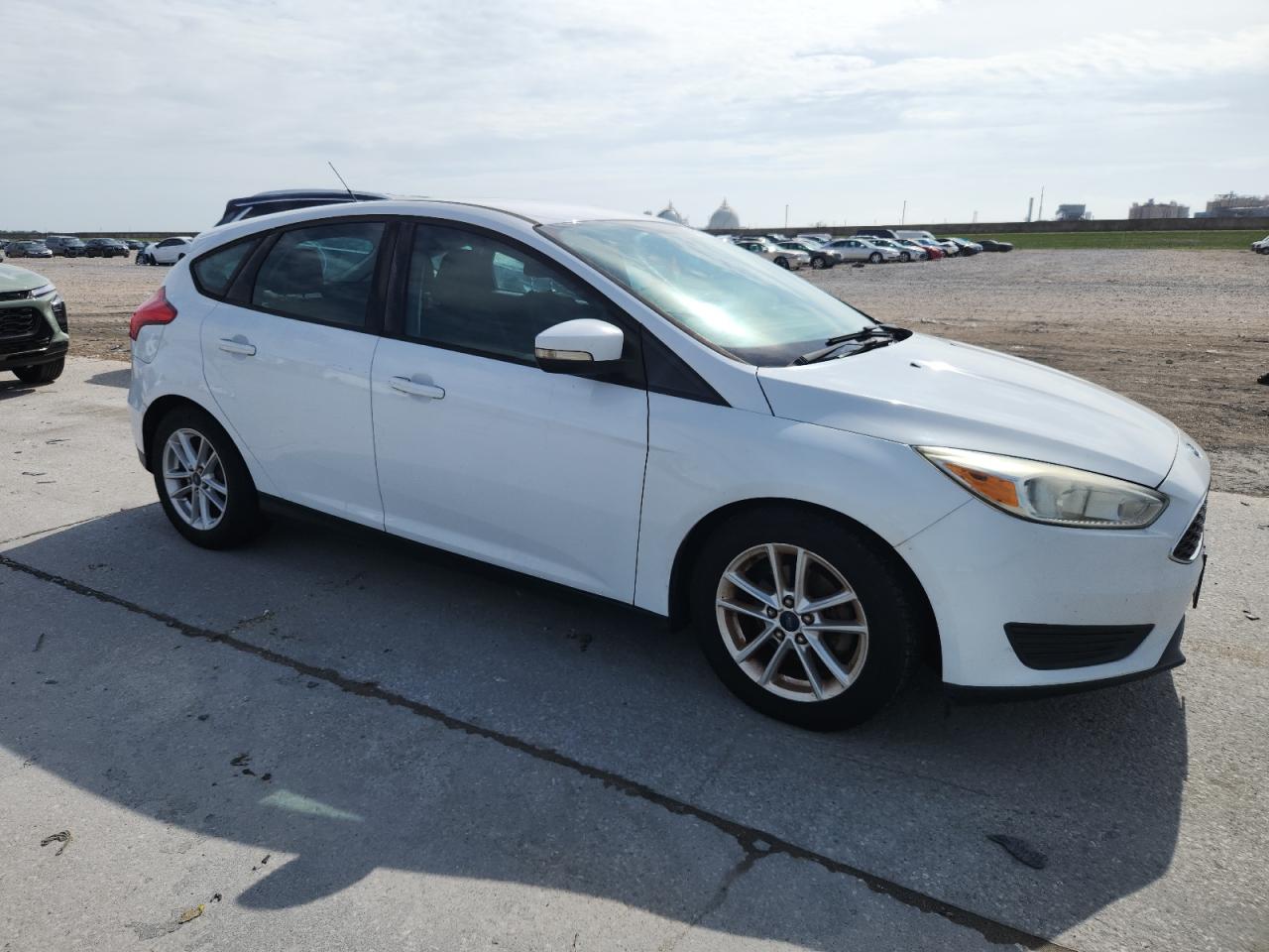 2015 Ford Focus Se VIN: 1FADP3K29FL288935 Lot: 85152435