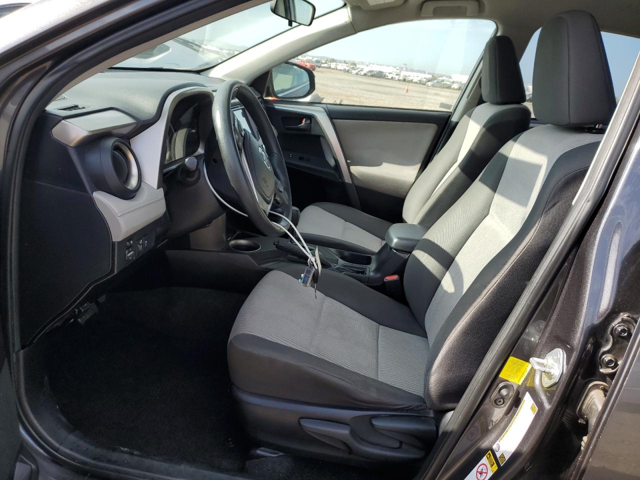 2014 Toyota Rav4 Le VIN: JTMZFREVXEJ000586 Lot: 82293905