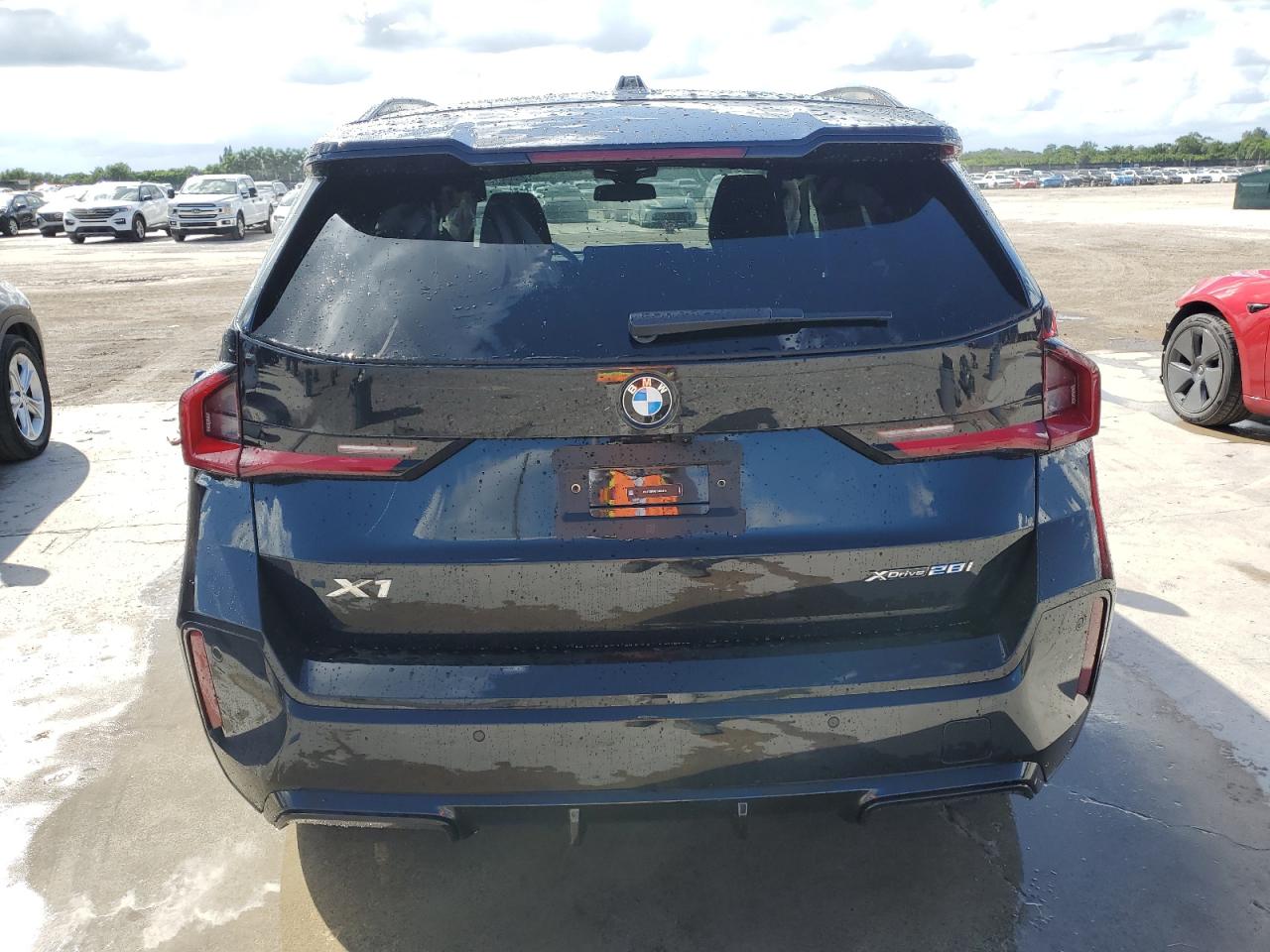 car-image car-image