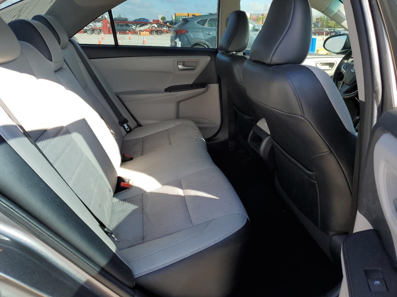 2016 Toyota Camry Le VIN: 4T1BF1FK9GU237882 Lot: 85826355