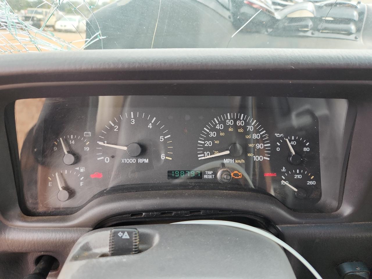 2000 Jeep Cherokee Sport VIN: 1J4FF48S7YL105094 Lot: 85877465