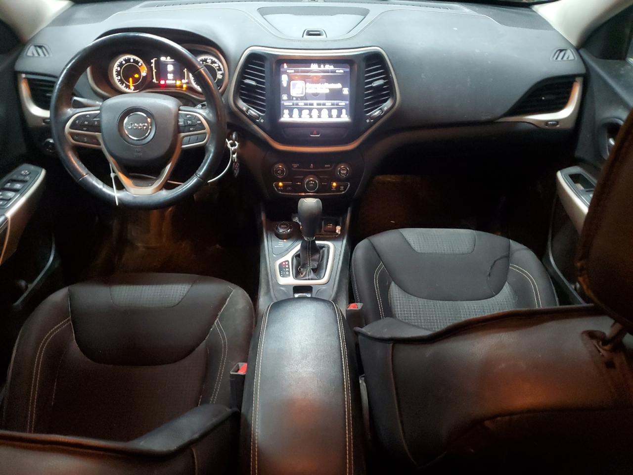 2017 Jeep Cherokee Latitude VIN: 1C4PJMCB7HW611734 Lot: 86543945