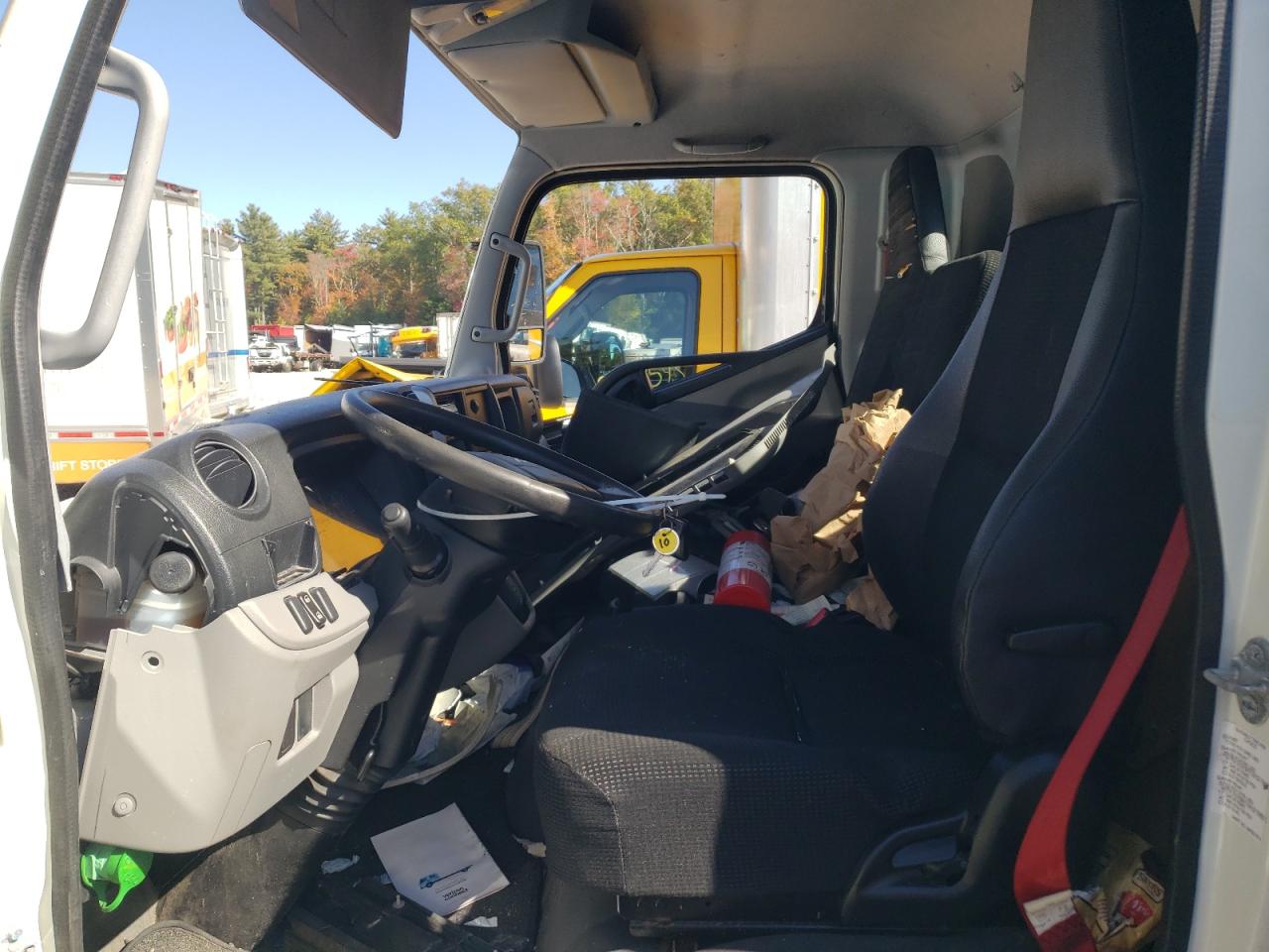 2019 Mitsubishi Fuso Fe Fec72S - Truck Cab And Chassis VIN: 4UZBVG119KGKR9553 Lot: 80427885