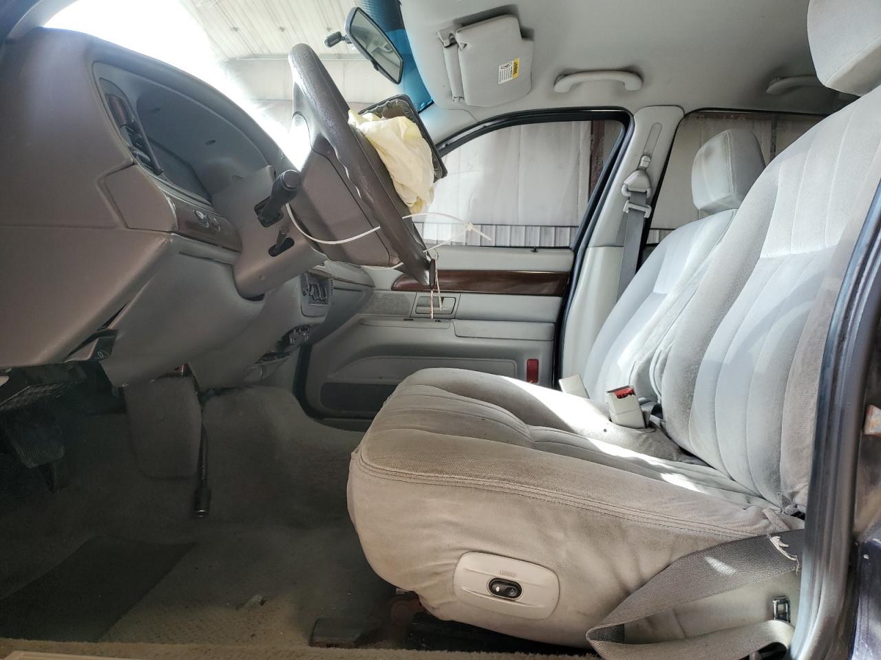 2003 Mercury Grand Marquis Gs VIN: 2MEFM74W63X603318 Lot: 87012245