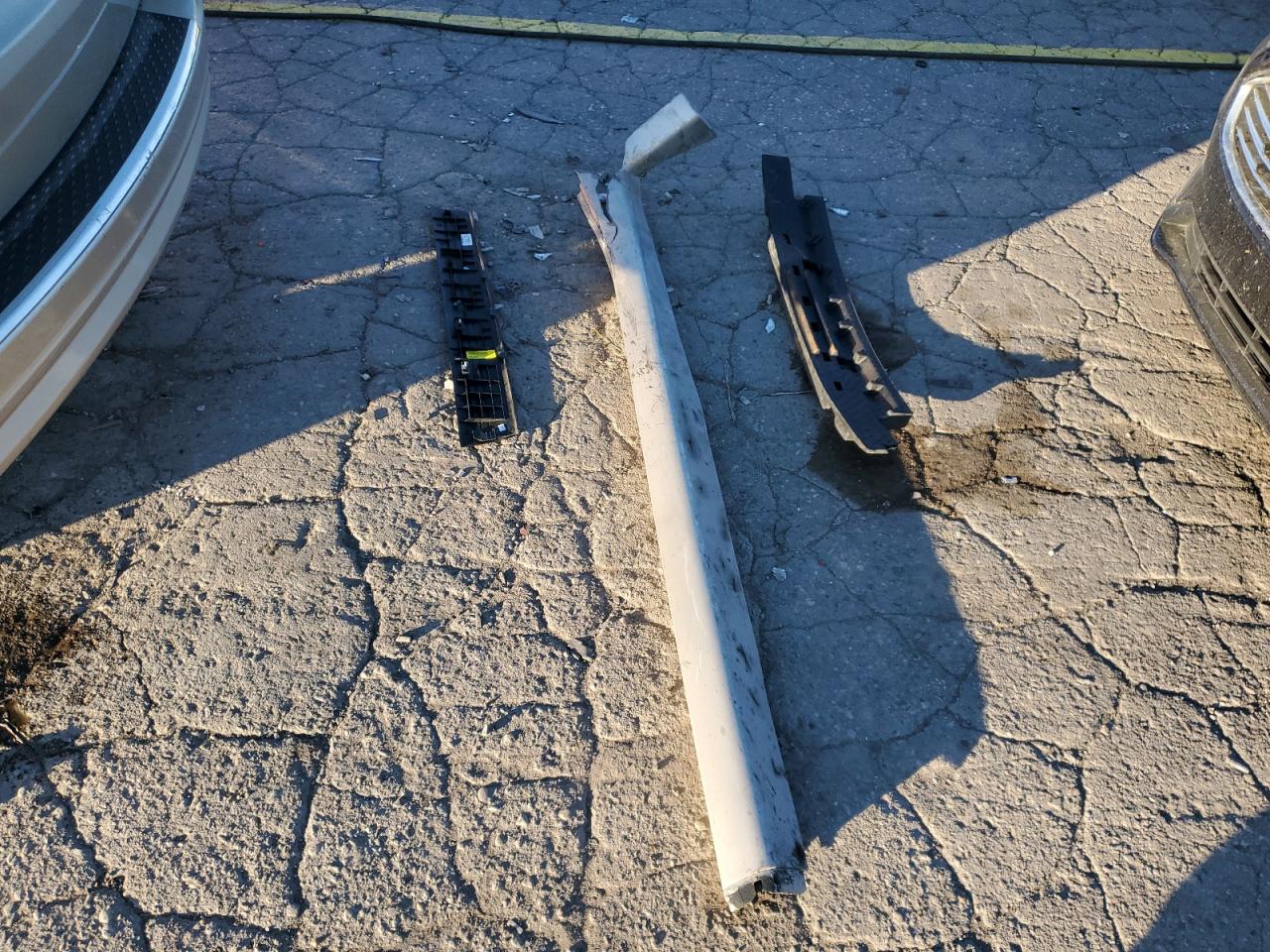 2015 Chrysler Town & Country Touring VIN: 2C4RC1BG0FR587684 Lot: 86069465