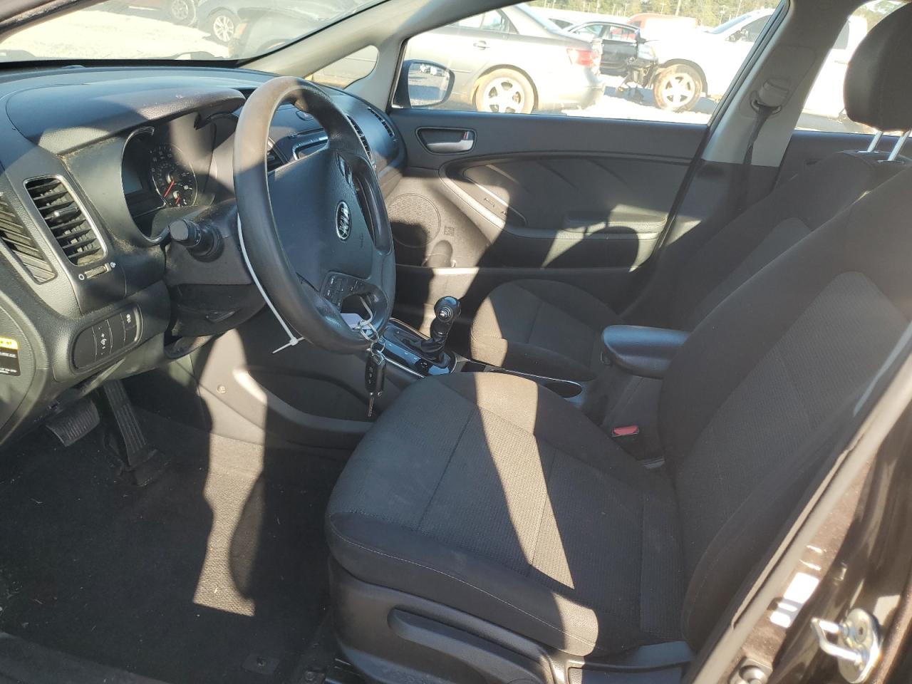 2018 Kia Forte Lx VIN: 3KPFK4A7XJE212548 Lot: 86531395