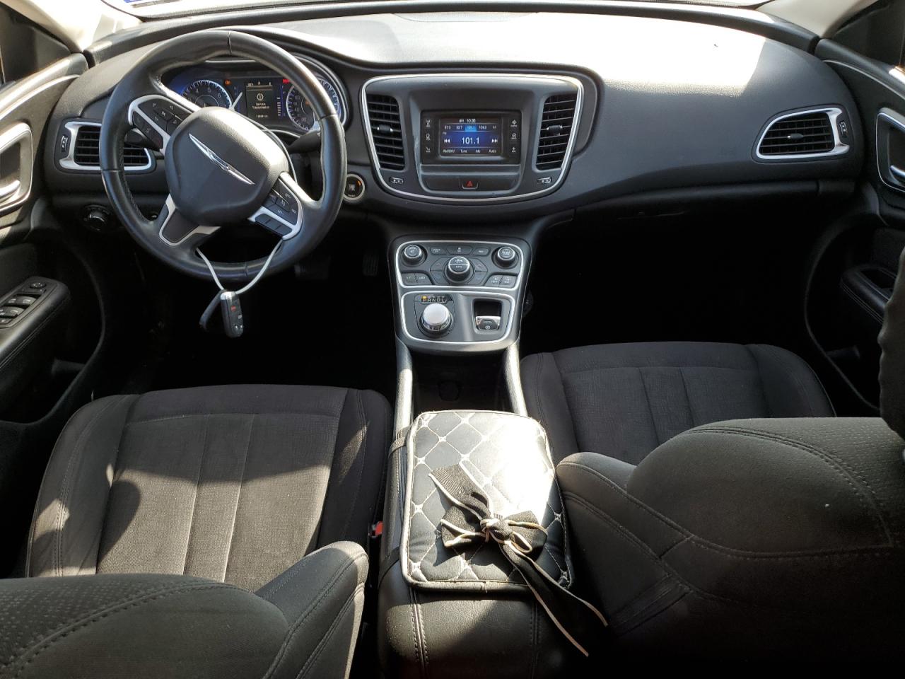 2015 Chrysler 200 Limited VIN: 1C3CCCAB6FN562927 Lot: 82717025