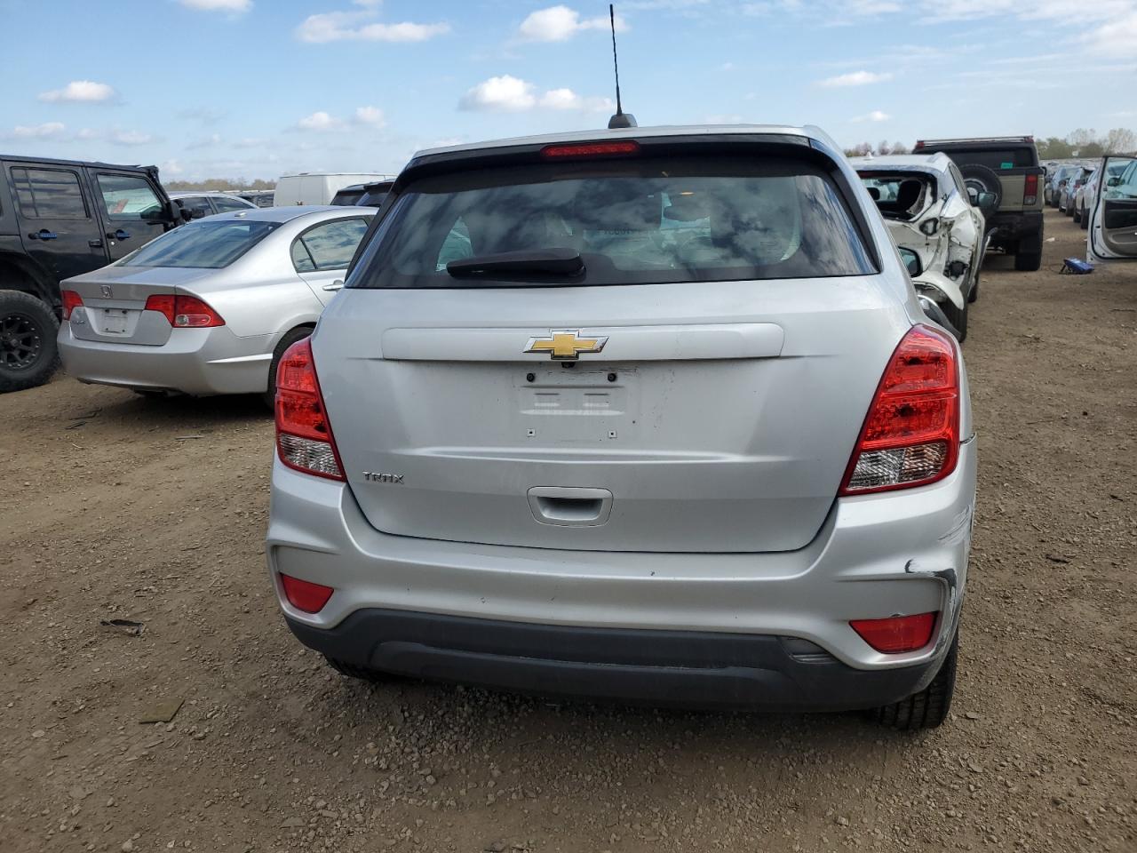 2018 Chevrolet Trax Ls VIN: 3GNCJKSB5JL348912 Lot: 90441055