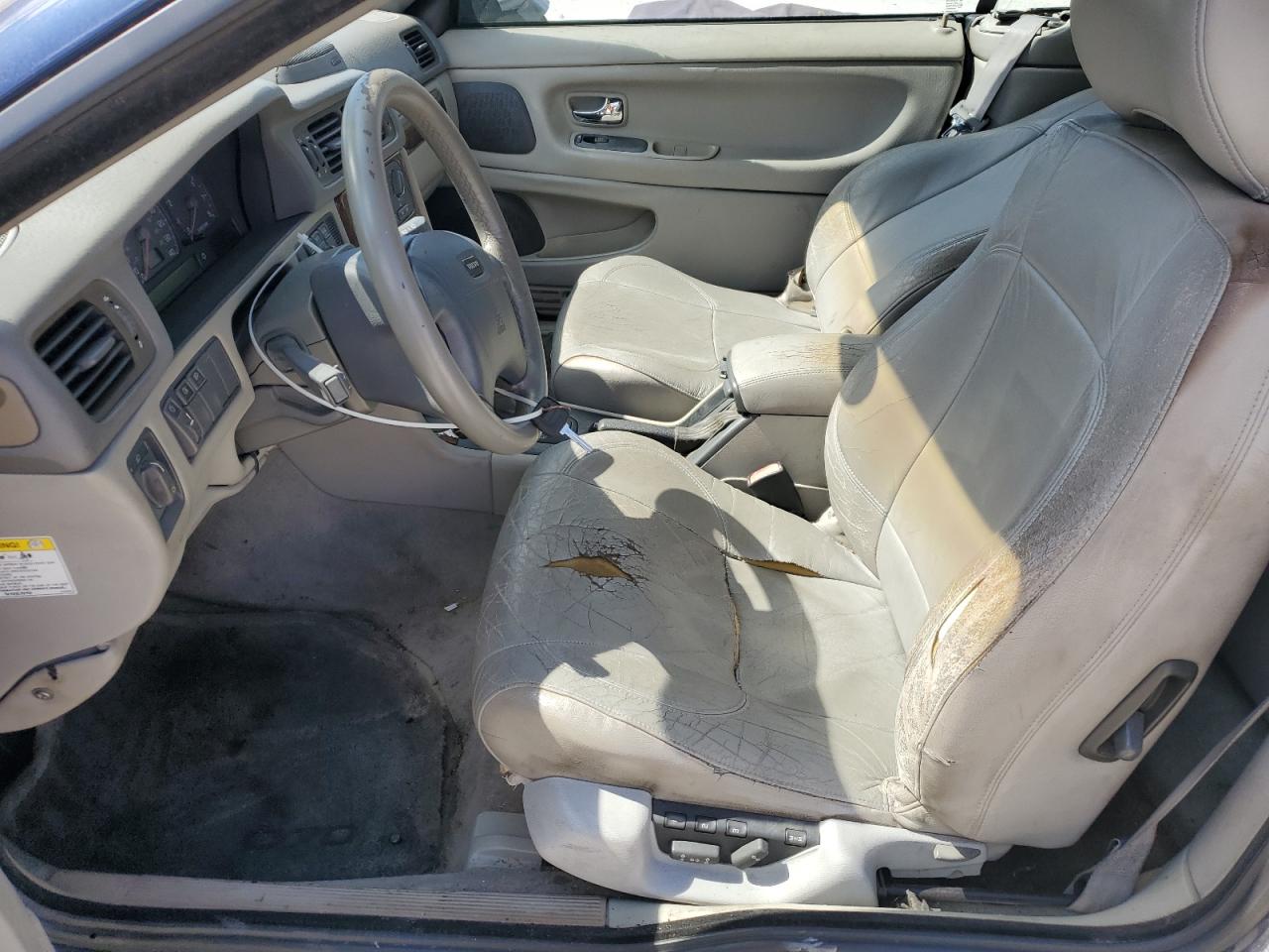 2001 Volvo C70 Turbo VIN: YV1NC53D01J018531 Lot: 82468055